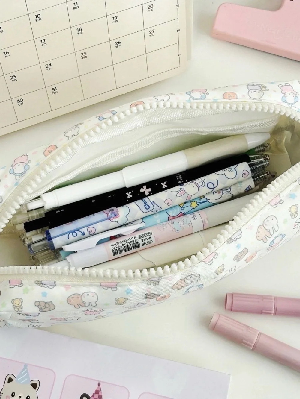 Miffy pencil storage bag